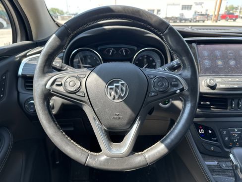 Used 2017 Buick Envision Essence image 14