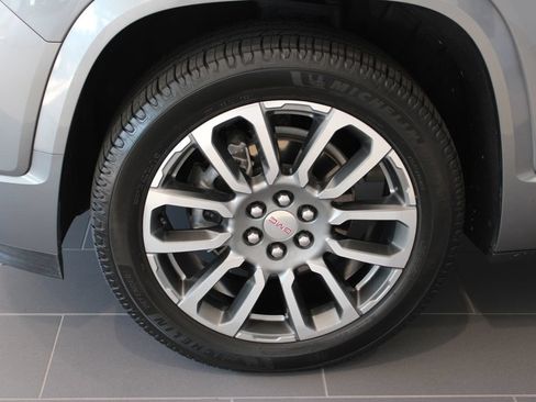 Used 2021 GMC Acadia Denali w/ Denali Ultimate Package AWD/4WD image 30