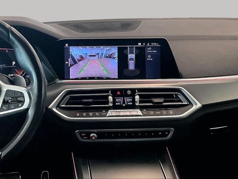 Used 2019 BMW X5 xDrive50i w/ M Sport Package AWD/4WD image 6