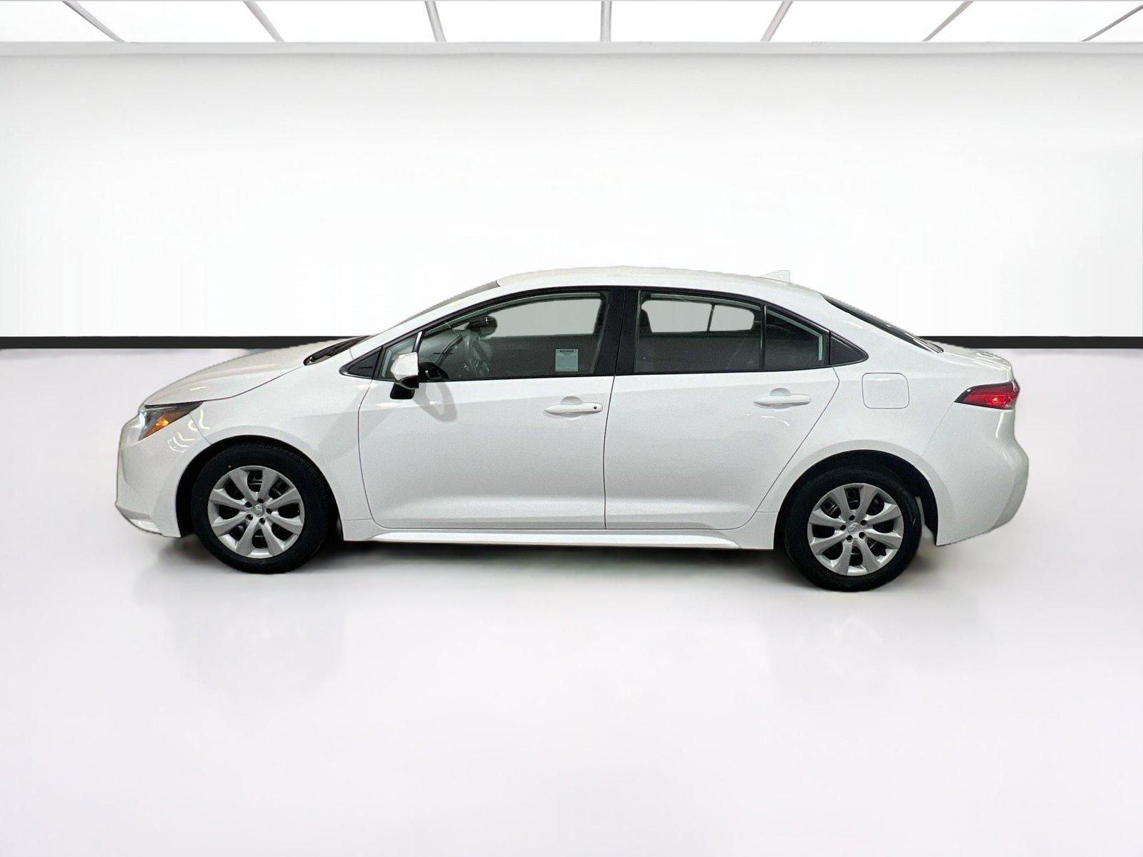 Used 2023 Toyota Corolla LE FWD image 21