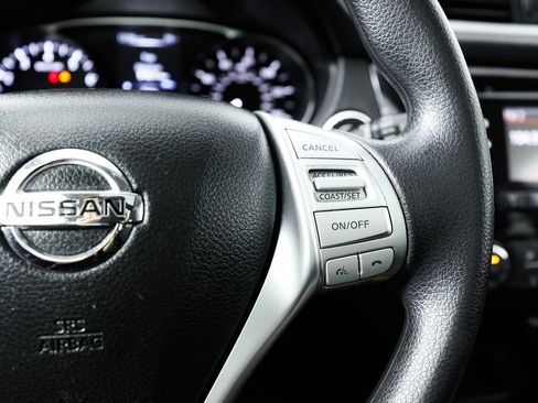Used 2015 Nissan Rogue SV AWD/4WD image 30