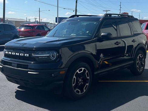Used 2023 Ford Bronco Sport Outer Banks AWD/4WD image 3