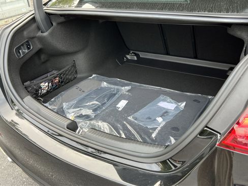 New 2025 Mercedes-Benz C 300 4MATIC Sedan image 24