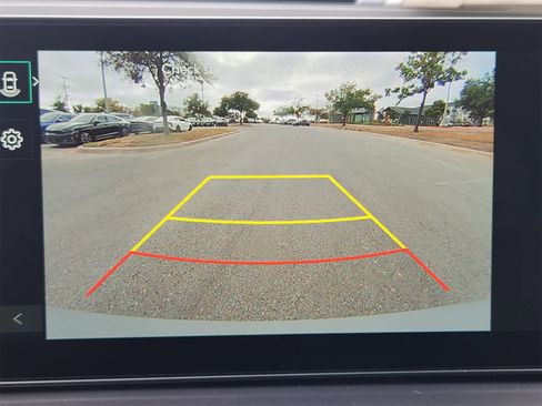 New 2026 Kia Sorento S w/ S Panoramic Sunroof Package image 17