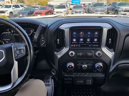Certified 2022 GMC Sierra 3500 SLE w/ SLE Convenience Package AWD/4WD image 15