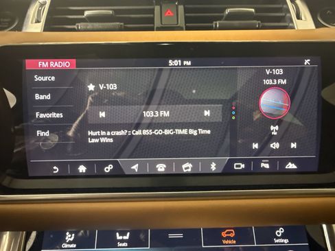 Used 2018 Land Rover Range Rover Sport SVR AWD/4WD image 19