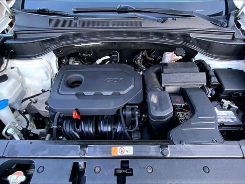 Used 2018 Hyundai Santa Fe Sport image 30