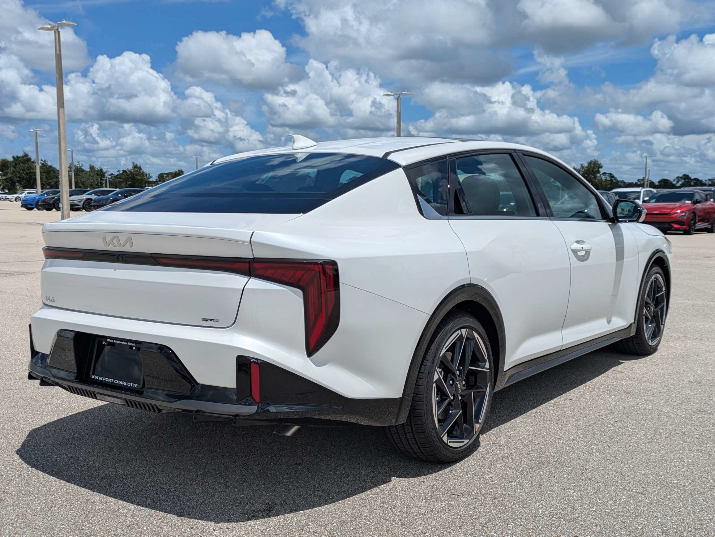 New 2026 Kia K4 EX w/ GT-Line Premium Package FWD image 5