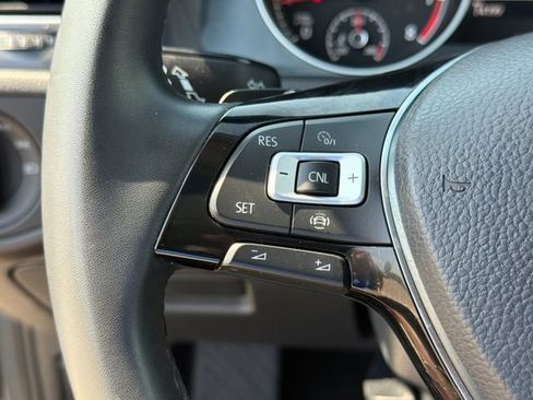Used 2021 Volkswagen Golf 4-Door FWD image 24