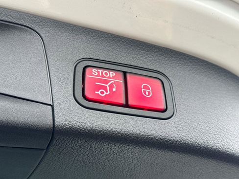 Used 2023 Mercedes-Benz GLA 250 4MATIC image 15