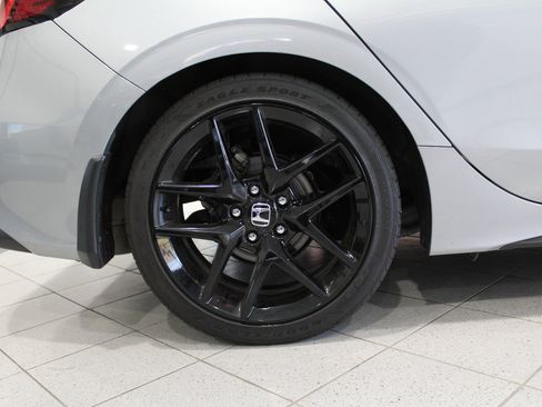Used 2022 Honda Civic Sport image 12