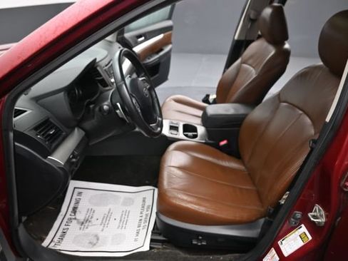 Used 2013 Subaru Outback 2.5i Premium AWD/4WD image 12