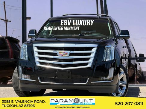 Used 2019 Cadillac Escalade ESV Luxury RWD image 1