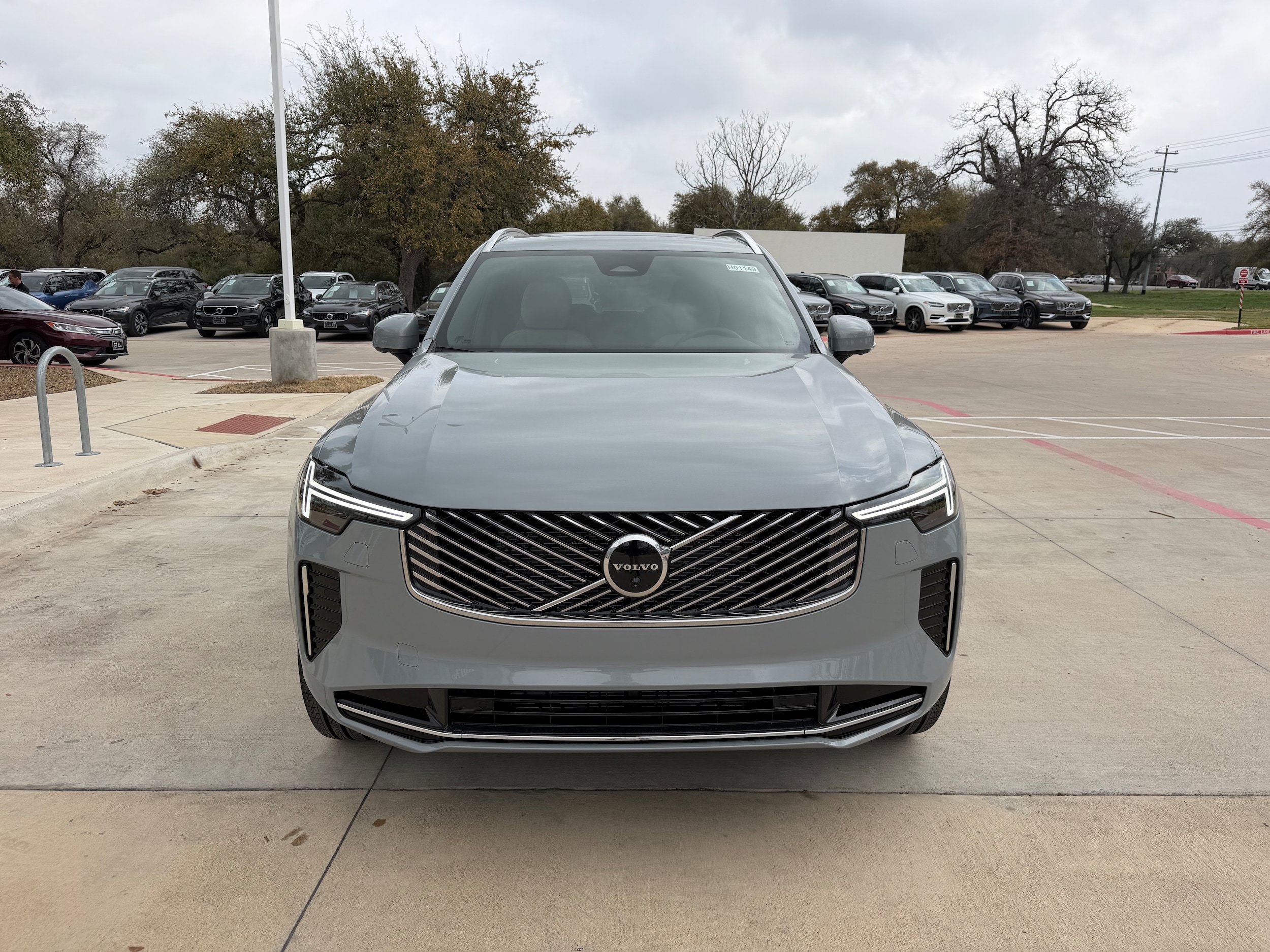 New 2026 Volvo XC90 B6 Plus w/ Protection Package Premier AWD/4WD image 6