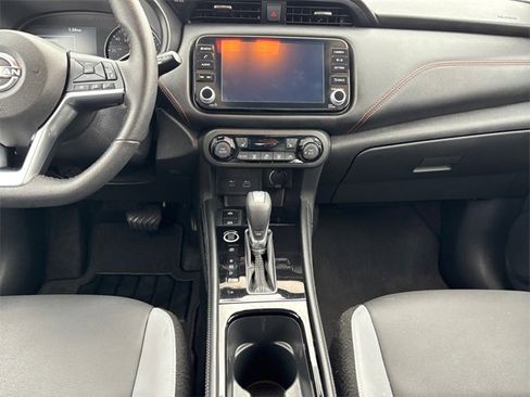 Used 2023 Nissan Kicks SR w/ SR Premium Package image 11