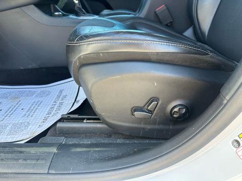 Used 2018 Jeep Cherokee Latitude Plus image 20