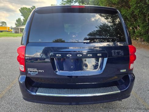 Used 2013 Dodge Grand Caravan SE FWD image 8