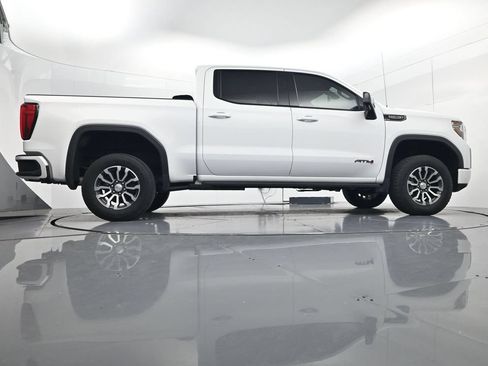 Used 2021 GMC Sierra 1500 AT4 w/ AT4 Premium Package AWD/4WD image 53