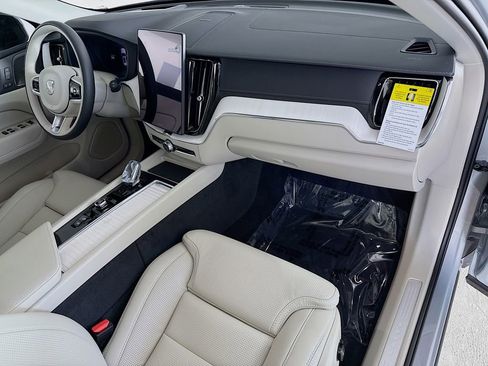 New 2026 Volvo XC60 T8 Ultra w/ Protection Package Premier AWD/4WD image 30