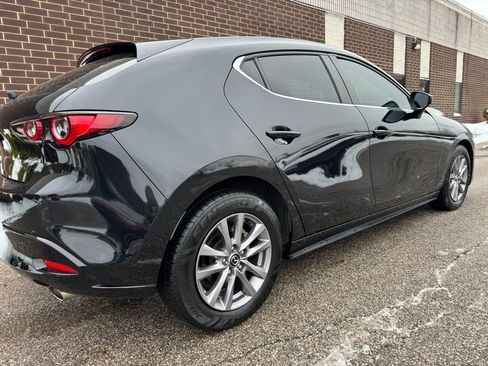 Used 2022 MAZDA MAZDA3 s image 28