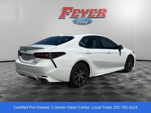 Used 2023 Toyota Camry SE FWD image 5