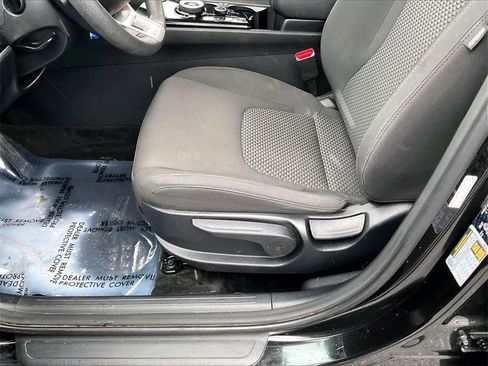 Certified 2023 Kia Sportage LX image 31