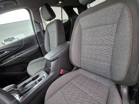 Used 2023 Chevrolet Equinox LT w/ Driver Convenience Package AWD/4WD image 24