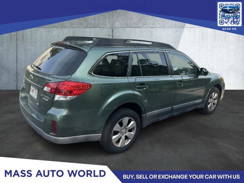 Used 2010 Subaru Outback 2.5i Limited image 2