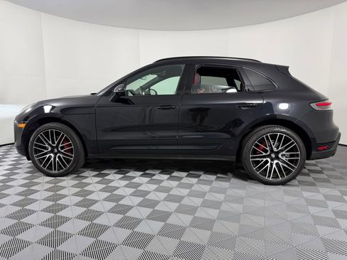 Used 2025 Porsche Macan S image 2