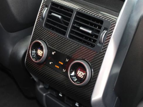 Used 2019 Land Rover Range Rover Sport SVR image 22