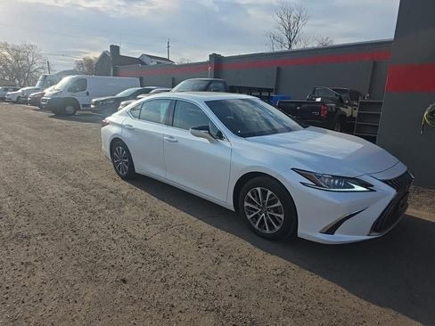 Used 2022 Lexus ES 350 image 6