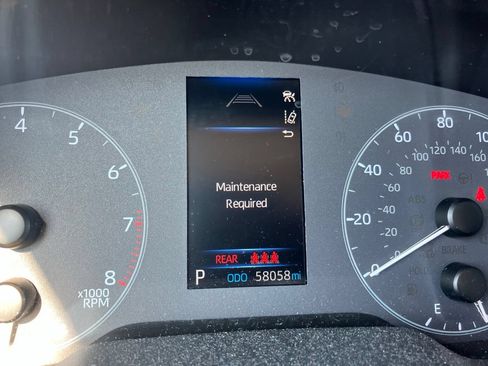 Used 2024 Toyota Corolla LE FWD image 7