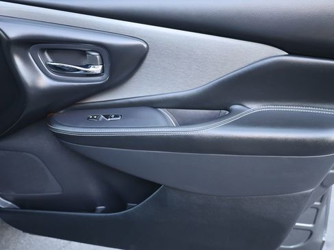 Used 2019 Nissan Murano SL w/ SL Technology Package image 18