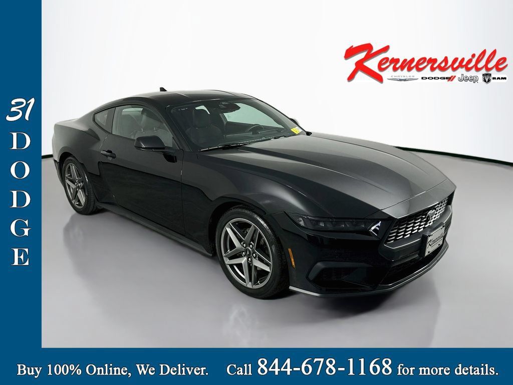 Used 2026 Ford Mustang Coupe RWD image 1