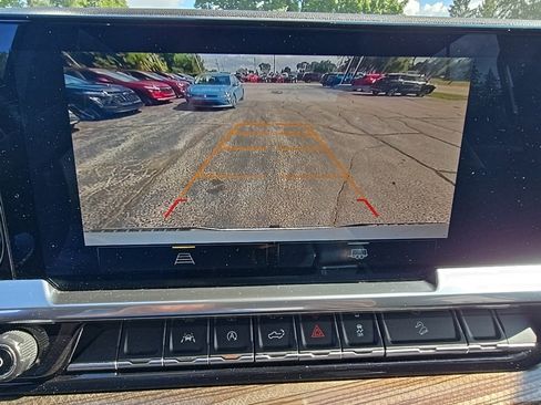 Used 2022 Chevrolet Silverado 1500 RST w/ Z71 Off-Road Package image 24