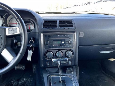 Used 2009 Dodge Challenger R/T image 27