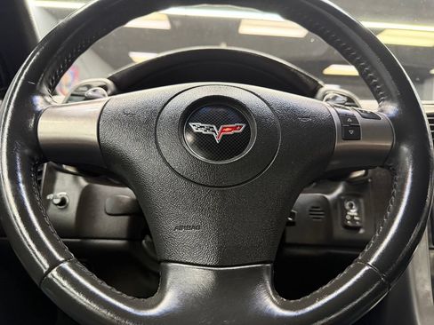 Used 2007 Chevrolet Corvette Coupe w/ Preferred Equipment Group RWD image 23