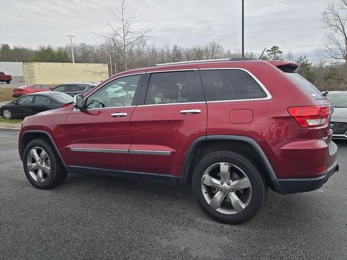 Used 2013 Jeep Grand Cherokee Overland image 5