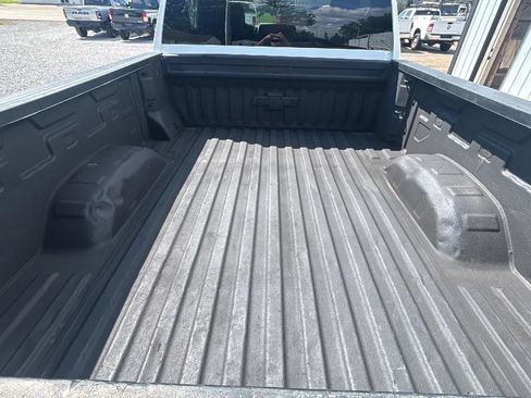Used 2023 Chevrolet Silverado 2500 LT w/ Convenience Package AWD/4WD image 5