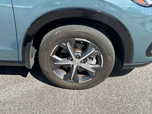 Used 2024 Honda HR-V EX-L image 12