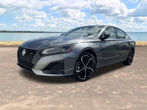 Used 2026 Nissan Altima 2.5 SR FWD image 5