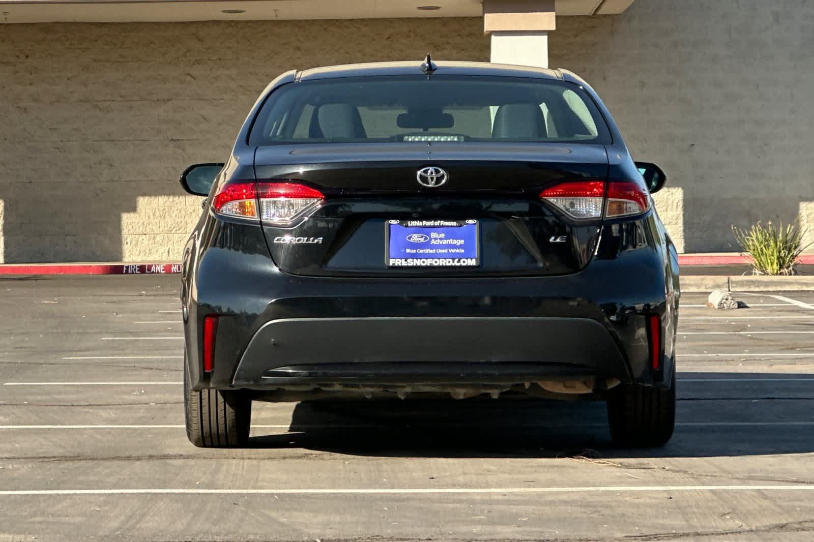 Used 2021 Toyota Corolla LE FWD image 8
