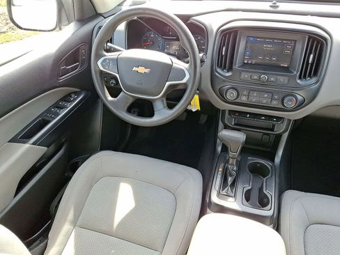 Used 2020 Chevrolet Colorado W/T w/ WT Convenience Package AWD/4WD image 10