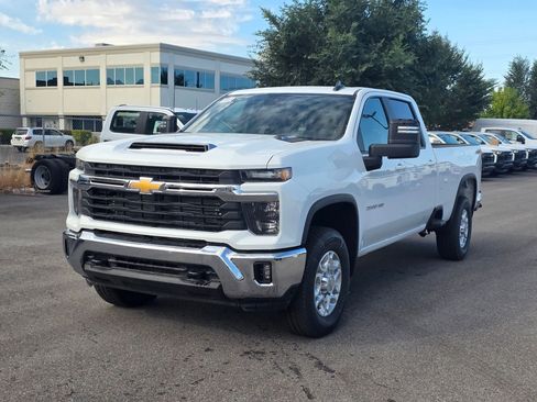 New 2025 Chevrolet Silverado 3500 LT AWD/4WD image 9