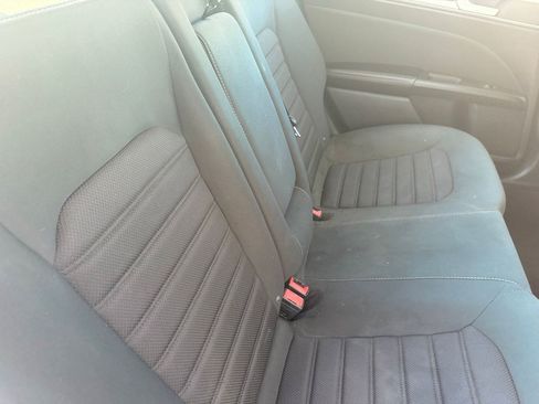 Used 2020 Ford Fusion SE FWD image 14
