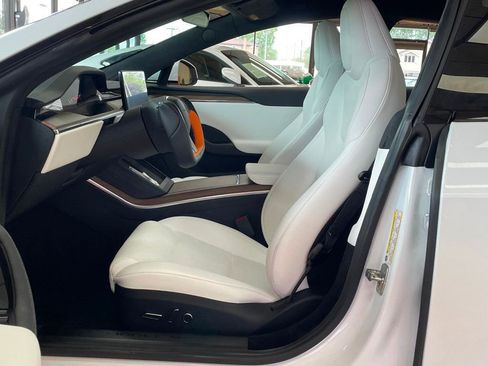 Used 2023 Tesla Model S AWD/4WD image 11