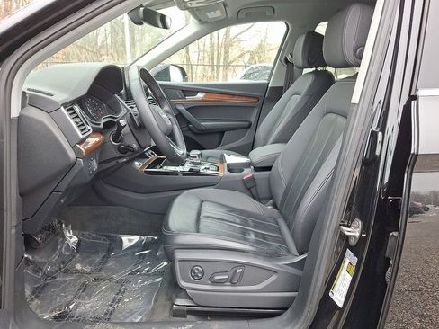 Certified 2023 Audi Q5 2.0T Premium w/ Convenience Package image 14