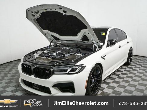 Used 2023 BMW M5 w/ Competition Package AWD/4WD image 4