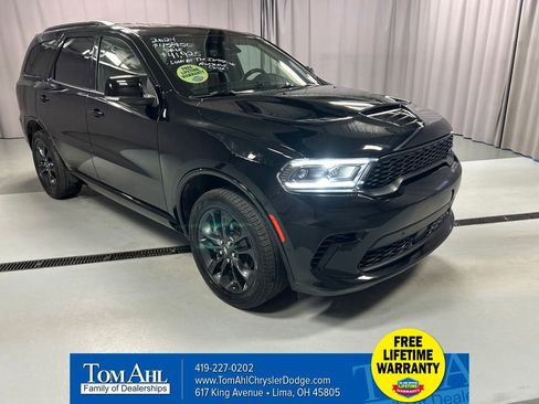 Used 2024 Dodge Durango GT image 1