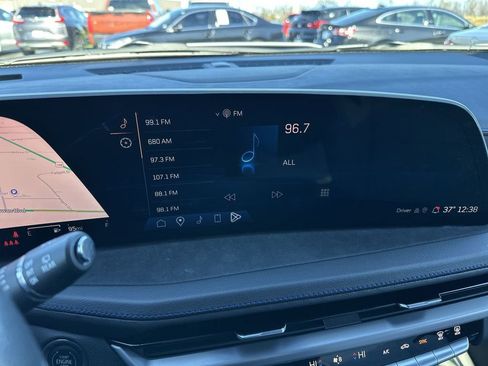 Used 2024 Cadillac XT4 Sport image 16